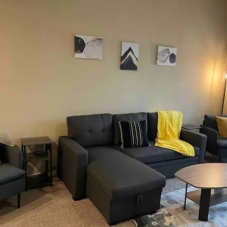 Hill Country Hiatus! Apartamento